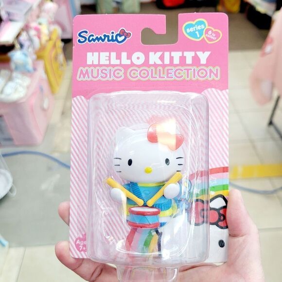 Brand New Sanrio Hello Kitty Music Collection Figure #4 - Picture 1 of 7